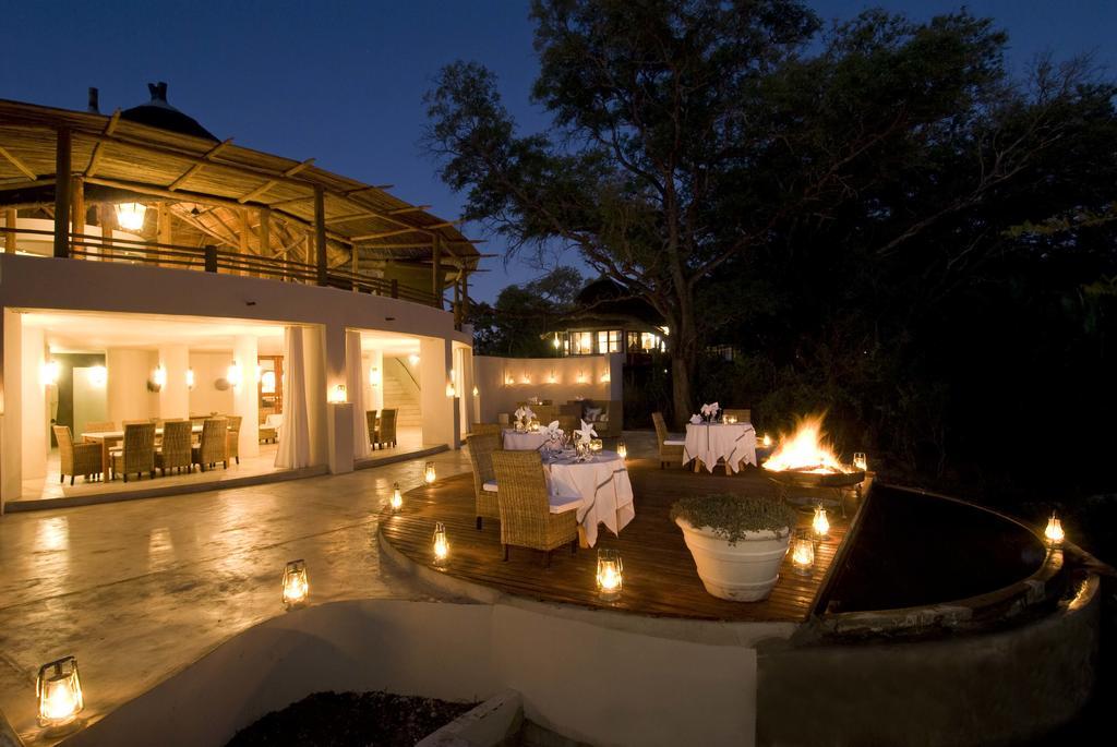Sanctuary Sussi & Chuma Villa Livingstone Bagian luar foto